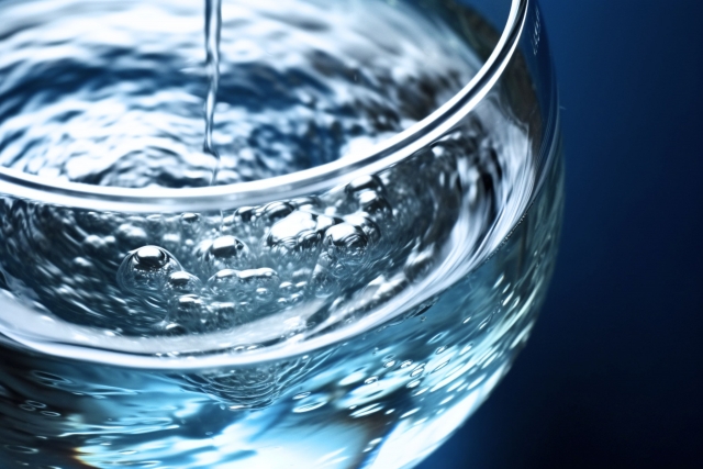 PFAS　有機フッ素化合物　摂取　水 分解